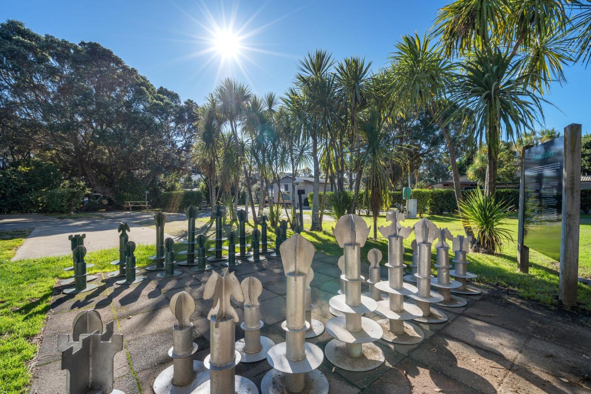 Tasman Holiday Parks - Waihi Beach Экстерьер фото The sculpture park at the University of Sunshine Coast